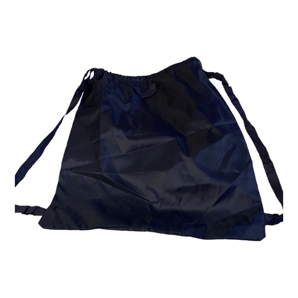 Skechers Drawstring Bag - Stylish Navy Blue with White Logo - Picture 3 of 3